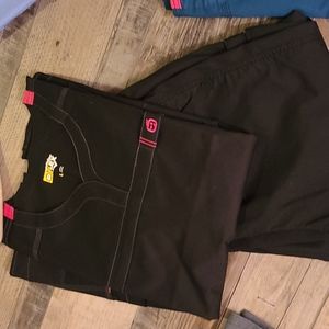 WonderWink Women's Sz Lg/LgT Scrub Sets